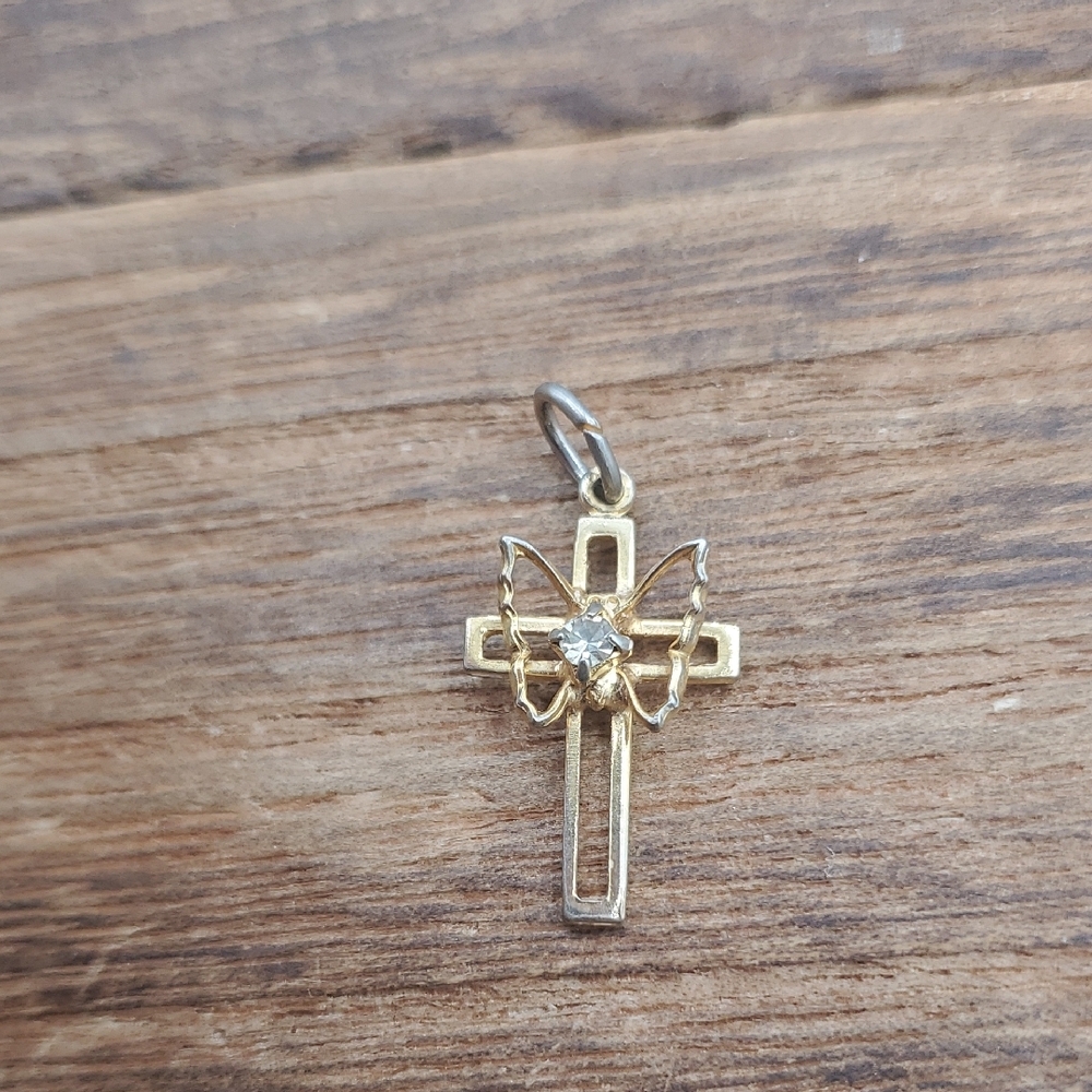 Gold  Tone Butterfly Cross Pendant Necklace Charm P411